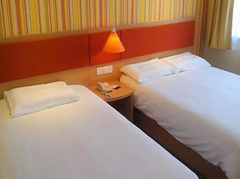 Home Inn Fujiatun Zewnętrze zdjęcie